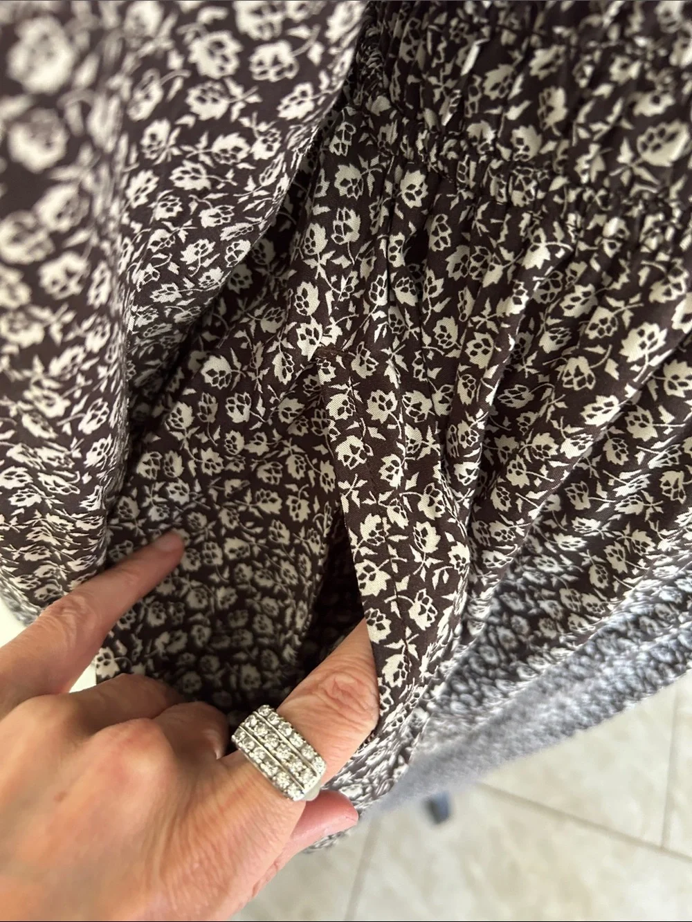 Gap V neck smocked waist brown floral cottage long balloon sleeve maxi dress L - Picture 4 of 13